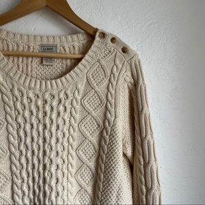 LL Bean cotton cable knit fisherman’s pullover with button accents size XL